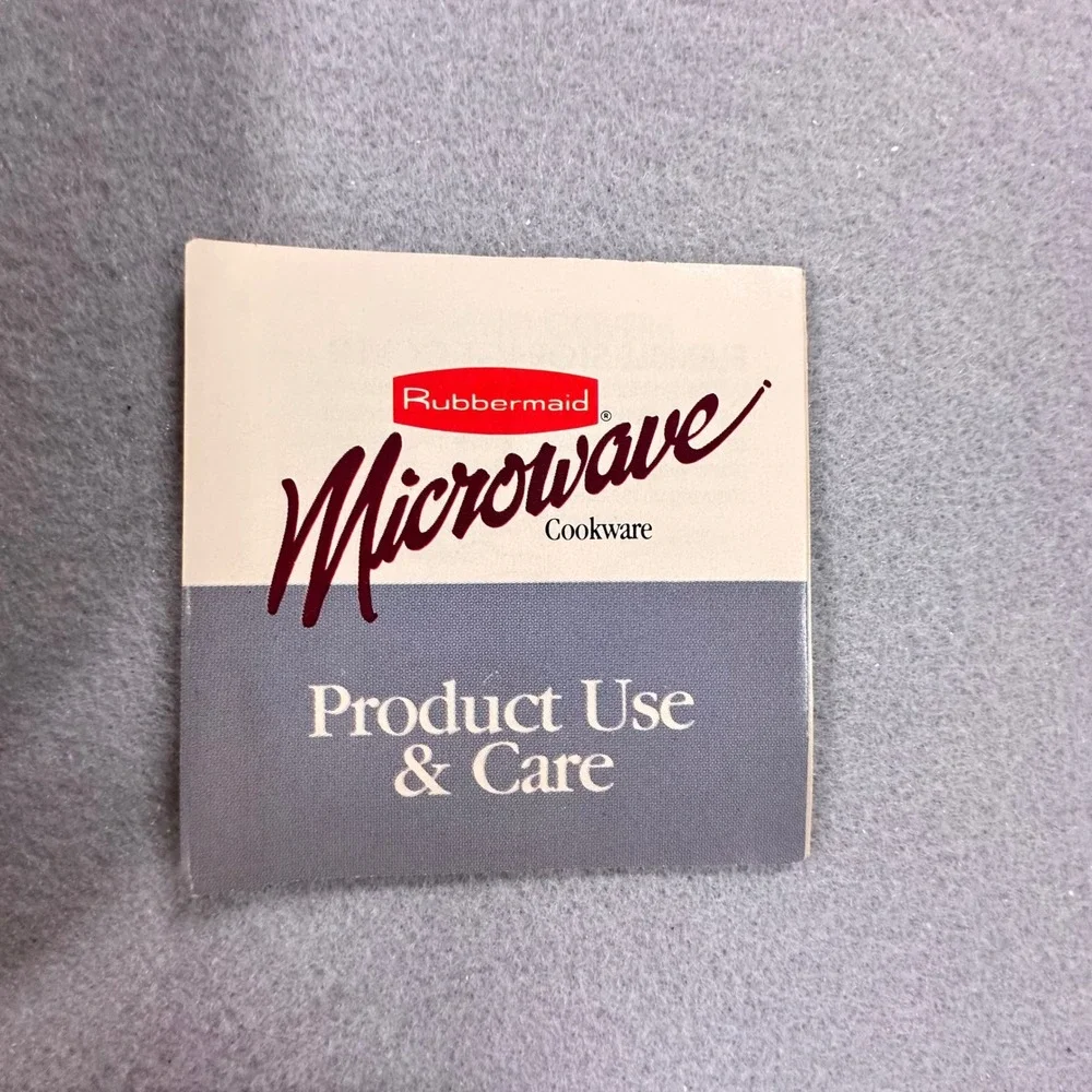 Rubbermaid vintage microwave